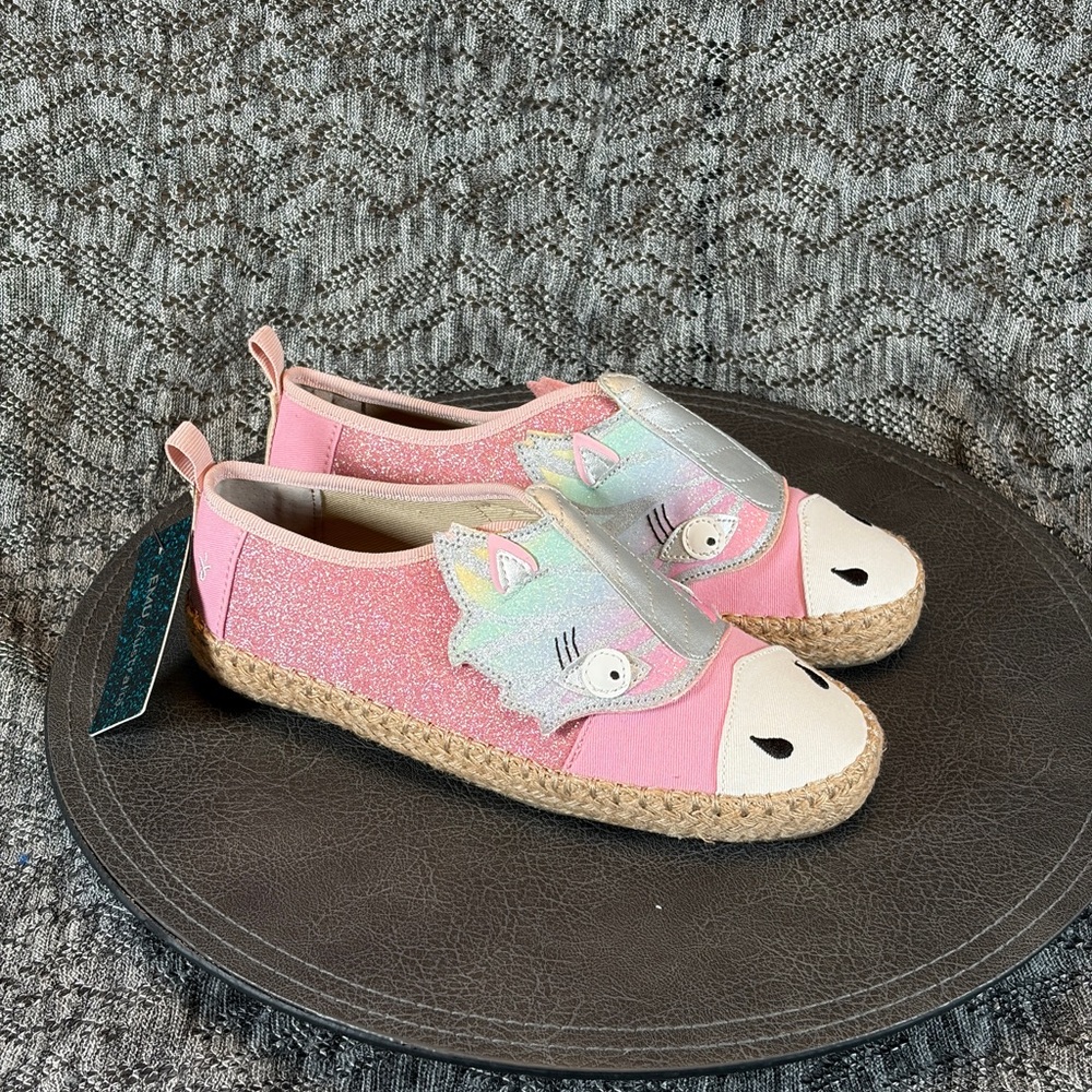 EMU Australia Unicorn Nest shoes Kids size 2